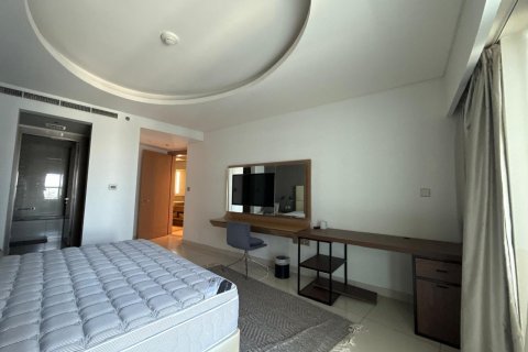 Huoneisto Business Bay, Dubai, Arabiemiraatit 2 makuuhuonetta, 141 m2 № 717770 - kuva 17