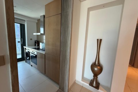 Huoneisto Business Bay, Dubai, Arabiemiraatit 2 makuuhuonetta, 141 m2 № 717770 - kuva 8