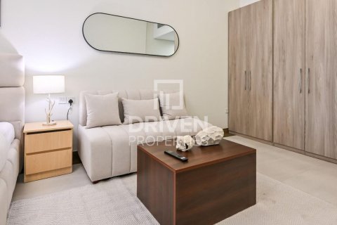 דירה למכירה ב Business Bay, Dubai, איחוד האמירויות  1 חדר, 48.4 מ"ר, מספר 744746 - תמונה 2