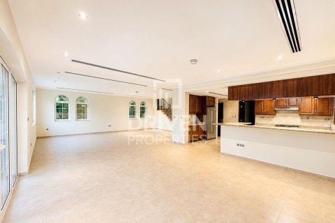Vila u Jumeirah Park, Dubai, UAE 4 spavaćih soba, 758.46 m2 Br. 744749 - fotografija 7