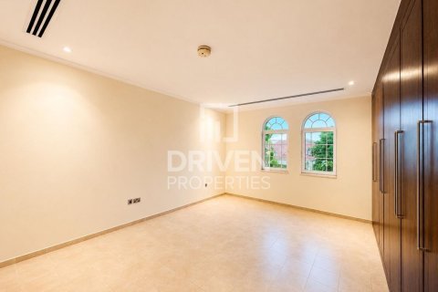 Vila u Jumeirah Park, Dubai, UAE 4 spavaćih soba, 758.46 m2 Br. 744749 - fotografija 11