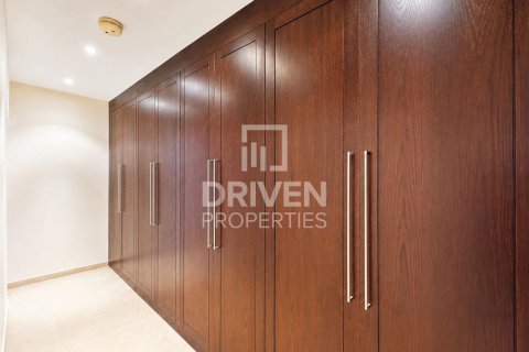 Vila u Jumeirah Park, Dubai, UAE 4 spavaćih soba, 758.46 m2 Br. 744749 - fotografija 10