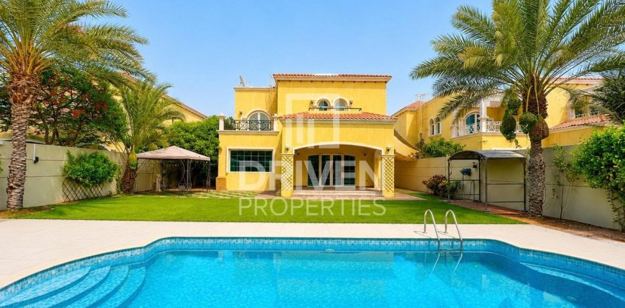 Vila u Jumeirah Park, Dubai, UAE 758.46 m2, 4 spavaćih soba Br. 744749