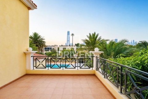 Vila u Jumeirah Park, Dubai, UAE 4 spavaćih soba, 758.46 m2 Br. 744749 - fotografija 13
