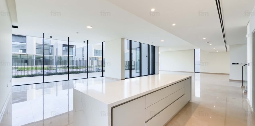 Huvila Dubai Hills Estate, Arabiemiraatit 5 makuuhuonetta, 649 m2 № 687353