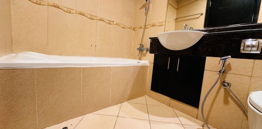 Korter asukohaga Dubai, AÜE: 2 magamistoaga, 101 m² Nr 661608