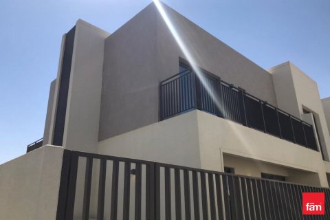 Vila di Dubai, UAE 3 bilik tidur, 129.9 meter persegi № 661609 - foto 8