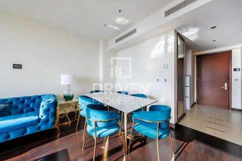 Apartment in Downtown Dubai (Downtown Burj Dubai), UAE 1 bedroom, 101.73 sq.m. № 755936 - photo 2