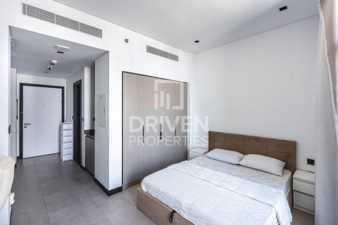 Apartment in Business Bay, Dubai, UAE 1 room, 34.47 sq.m. № 755930 - photo 3