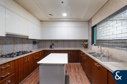 Apartman u BURJ VISTA u Downtown Dubai (Downtown Burj Dubai), UAE 4 spavaćih soba, 520 m2 Br. 671619 - fotografija 7