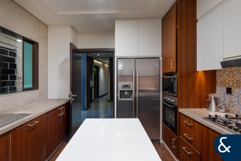 Apartman u BURJ VISTA u Downtown Dubai (Downtown Burj Dubai), UAE 4 spavaćih soba, 520 m2 Br. 671619 - fotografija 8