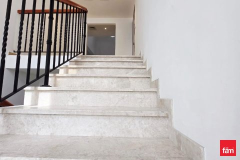 Βίλα σε Al Barsha, Dubai, ΗΑΕ 5 υπνοδωμάτια, 735.8 τ.μ. Αρ. 694004 - φωτογραφία 15