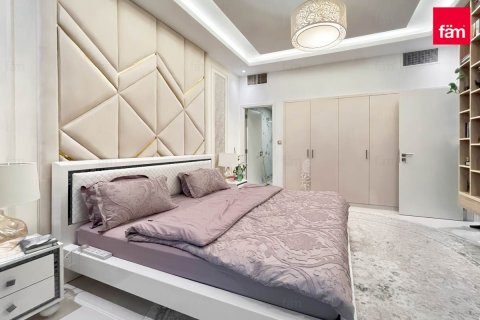 Townhouse in Dubai, UAE 4 bedrooms, 174.7 sq.m. № 585251 - photo 15
