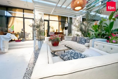 Townhouse in Dubai, UAE 4 bedrooms, 174.7 sq.m. № 585251 - photo 10