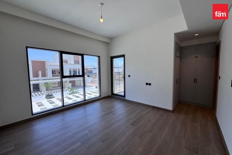 Townhouse in Dubai, UAE 4 bedrooms, 144.1 sq.m. № 769131 - photo 3
