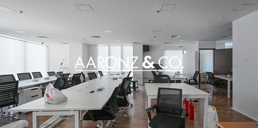 Kantor di Business Bay, Dubai, UEA 125 m2 nomor 699363