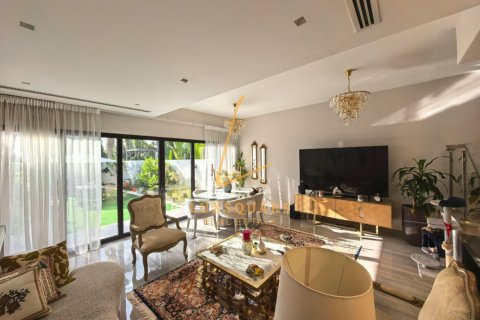 阿联酋 Dubai DAMAC Hills (Akoya by DAMAC) 待租 : 4 卧, 209 平方米 , 编号699359 - 照片 5