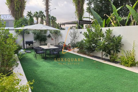 阿联酋 Dubai DAMAC Hills (Akoya by DAMAC) 待租 : 4 卧, 209 平方米 , 编号699359 - 照片 9