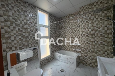 Huvila Al Furjan, Dubai, Arabiemiraatit 6 makuuhuonetta, 488 m2 № 706943 - kuva 25