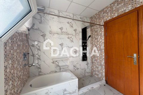 Huvila Al Furjan, Dubai, Arabiemiraatit 6 makuuhuonetta, 488 m2 № 706943 - kuva 26