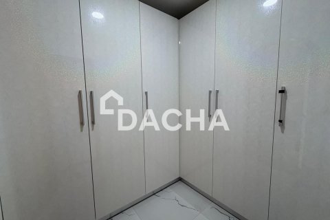 Huvila Al Furjan, Dubai, Arabiemiraatit 6 makuuhuonetta, 488 m2 № 706943 - kuva 22