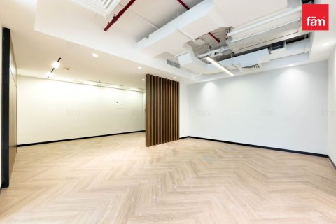 Office in Dubai, UAE 102 sq.m. № 679850 - photo 13