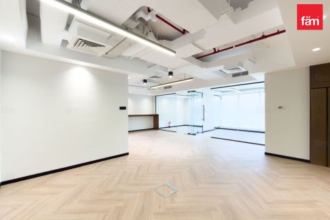 Office in Dubai, UAE 102 sq.m. № 679850 - photo 17
