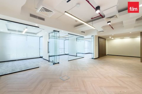 Office in Dubai, UAE 102 sq.m. № 679850 - photo 6