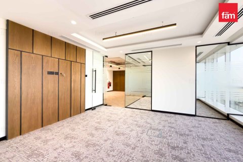 Office in Dubai, UAE 102 sq.m. № 679850 - photo 7