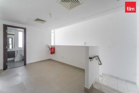 Townhouse in Dubai, UAE 3 bedrooms, 190 sq.m. № 646883 - photo 4
