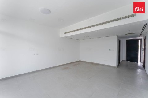 Townhouse in Dubai, UAE 3 bedrooms, 190 sq.m. № 646883 - photo 3