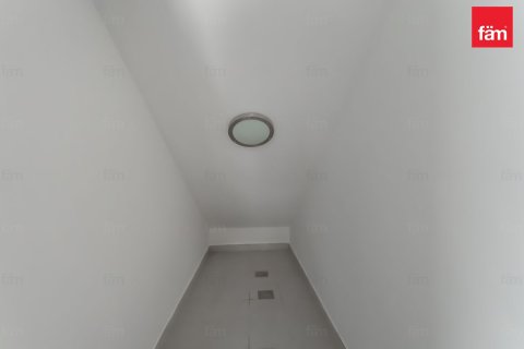 Townhouse in Dubai, UAE 3 bedrooms, 190 sq.m. № 646883 - photo 15