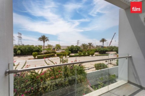 Townhouse in Dubai, UAE 3 bedrooms, 190 sq.m. № 646883 - photo 10