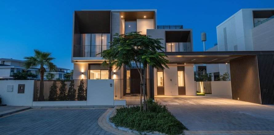 Villa sa Dubai Hills Estate, UAE 5 silid-tulugan, 660 sq.m. № 646882
