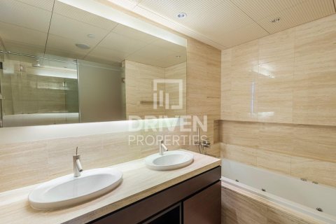 Downtown Dubai (Downtown Burj Dubai)、Dubai、UAE にあるマンション販売中 2ベッドルーム、152 m2、No683142 - 写真 9