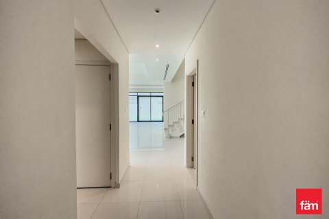 Townhouse sa Dubai, UAE 4 silid-tulugan, 477.5 sq.m. № 701391 - larawan 19