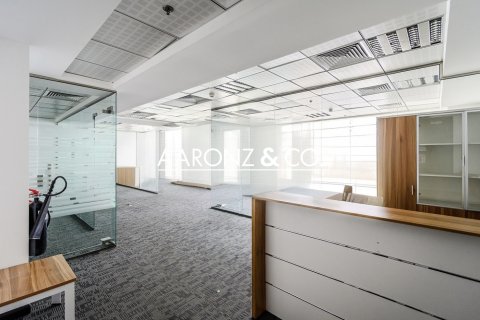 Kancelária v Jumeirah Lake Towers, Dubai, SAE 164 m2 č. 693841 - Fotografia 6