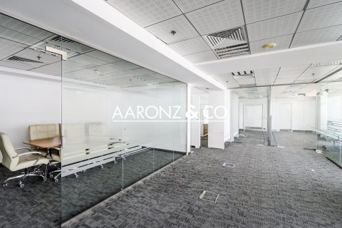 Pejabat di Jumeirah Lake Towers, Dubai, UAE 164 meter persegi № 693841 - foto 2