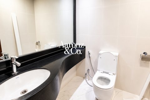 Business Bay、Dubai、UAE にあるオフィスの賃貸物件 160 m2、No693844 - 写真 11
