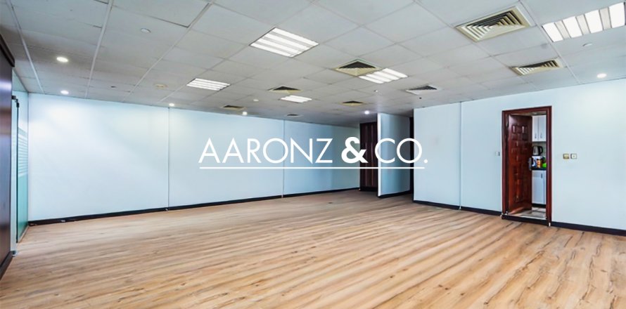 Kantoor in Business Bay, Dubai, VAE 160 vr.m. nr 693844