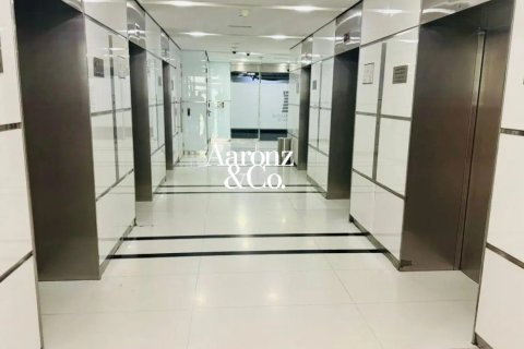 Office in Business Bay, Dubai, UAE 160 sq.m. № 693844 - photo 12
