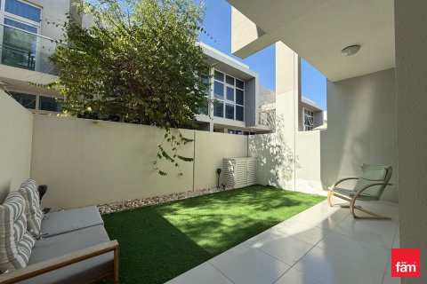 Villetta a schiera in affitto a Dubai, EAU 3 camere da letto, 112.2 mq. № 691468 - foto 27