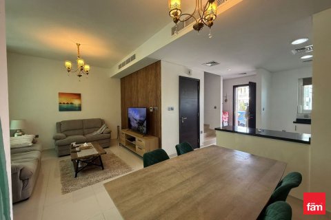 Villetta a schiera in affitto a Dubai, EAU 3 camere da letto, 112.2 mq. № 691468 - foto 7
