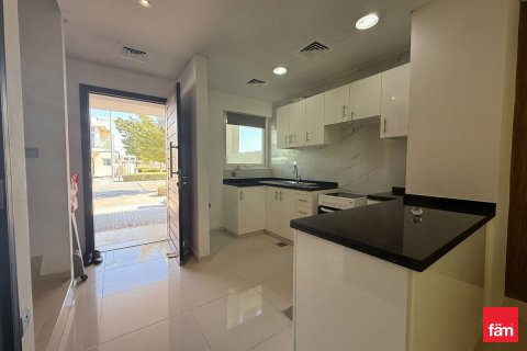 Villetta a schiera in affitto a Dubai, EAU 3 camere da letto, 112.2 mq. № 691468 - foto 8