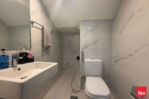 Villetta a schiera in affitto a Dubai, EAU 3 camere da letto, 112.2 mq. № 691468 - foto 21