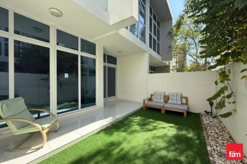 Villetta a schiera a Dubai, EAU 3 camere da letto, 112.2 mq. № 691468