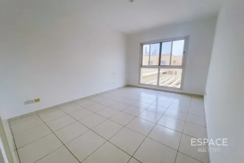 וילה להשכרה ב The Lakes, Dubai, איחוד האמירויות  3 חדרי שינה, 233 מ"ר, מספר 738159 - תמונה 10