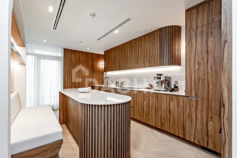 Huoneisto Dubai Marina, Dubai, Arabiemiraatit 4 makuuhuonetta, 285 m2 № 706484 - kuva 4