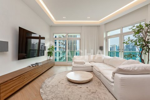 Huoneisto Dubai Marina, Dubai, Arabiemiraatit 4 makuuhuonetta, 285 m2 № 706484 - kuva 3
