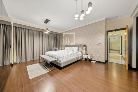 Dupleks u Jumeirah Beach Residence, Dubai, UAE 4 spavaćih soba, 389.36 m2 Br. 755797 - fotografija 16